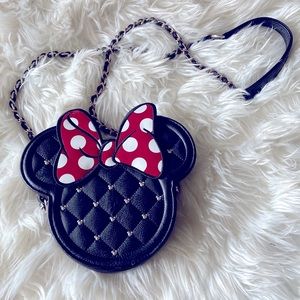 Adorable Minnie Mouse Loungefly Purse!